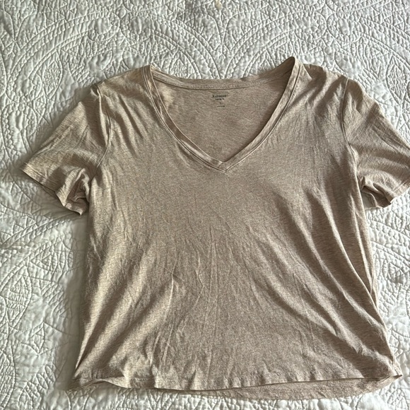 Express, Tan T-Shirt, Size Medium - Picture 1 of 2